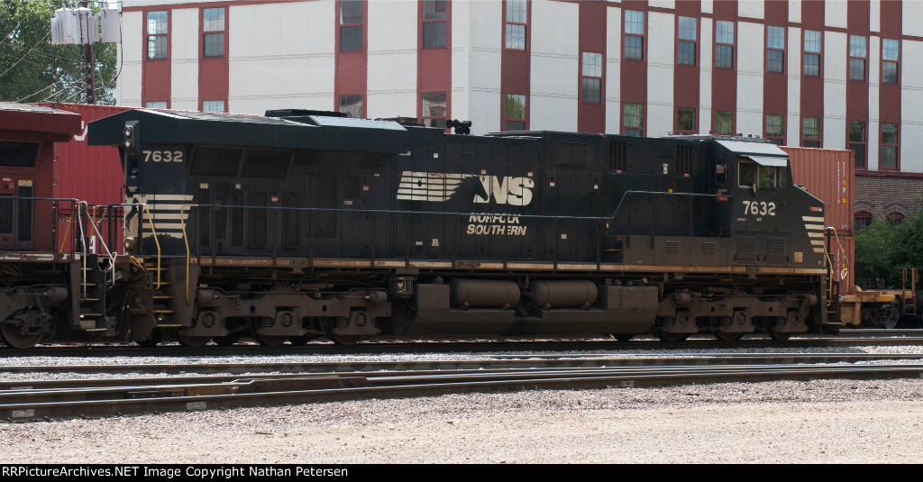 NS 7632